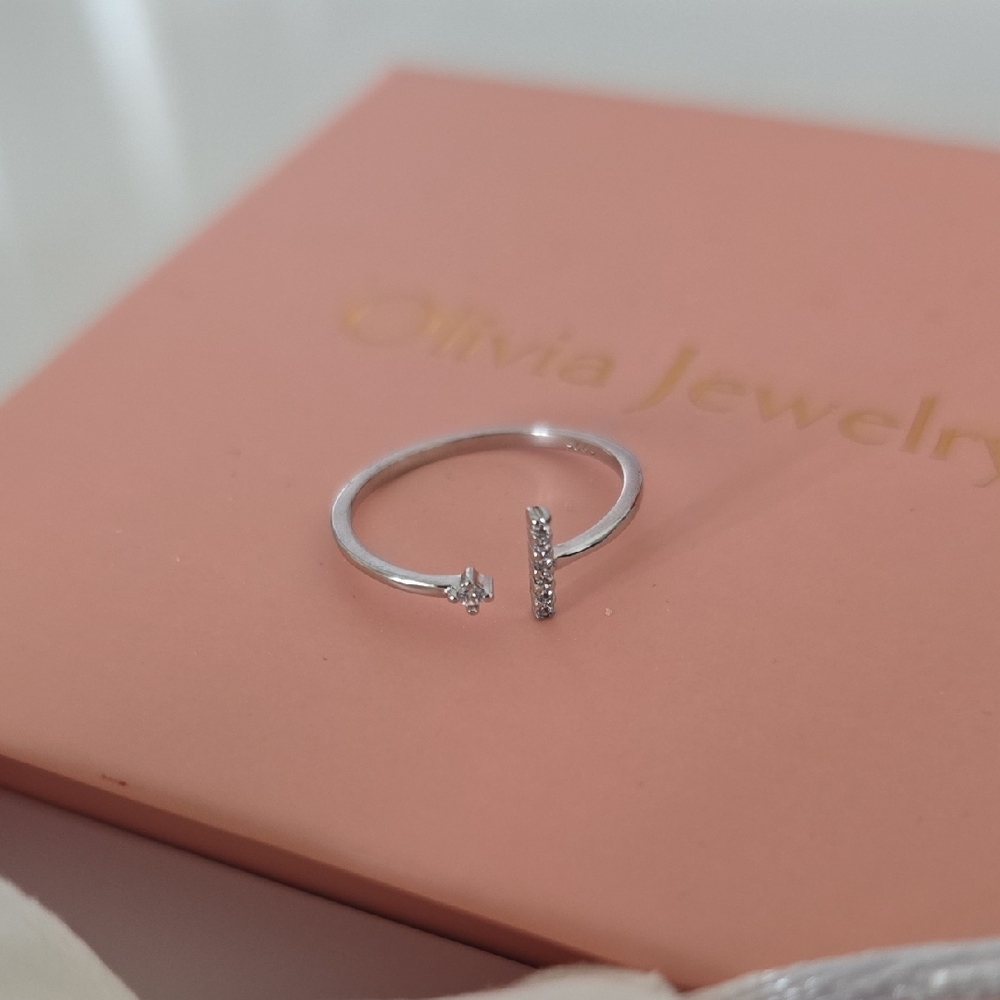Silver Ring with Crystal Detailing